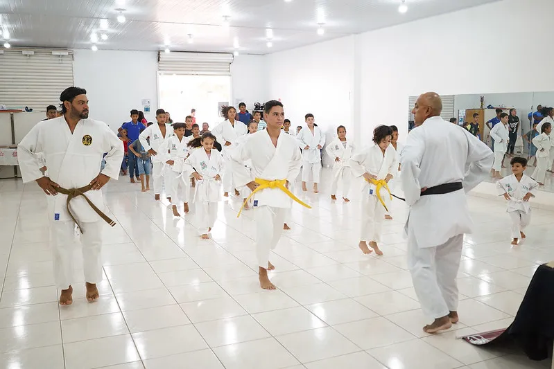 CCJuv abre novas turmas de caratê e defesa pessoal para adultos