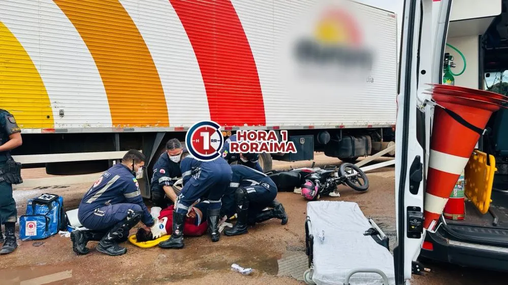 Motoboy Fica Ferido em Estado Grave Após Colisão com Caminhão no Bairro Buritis
