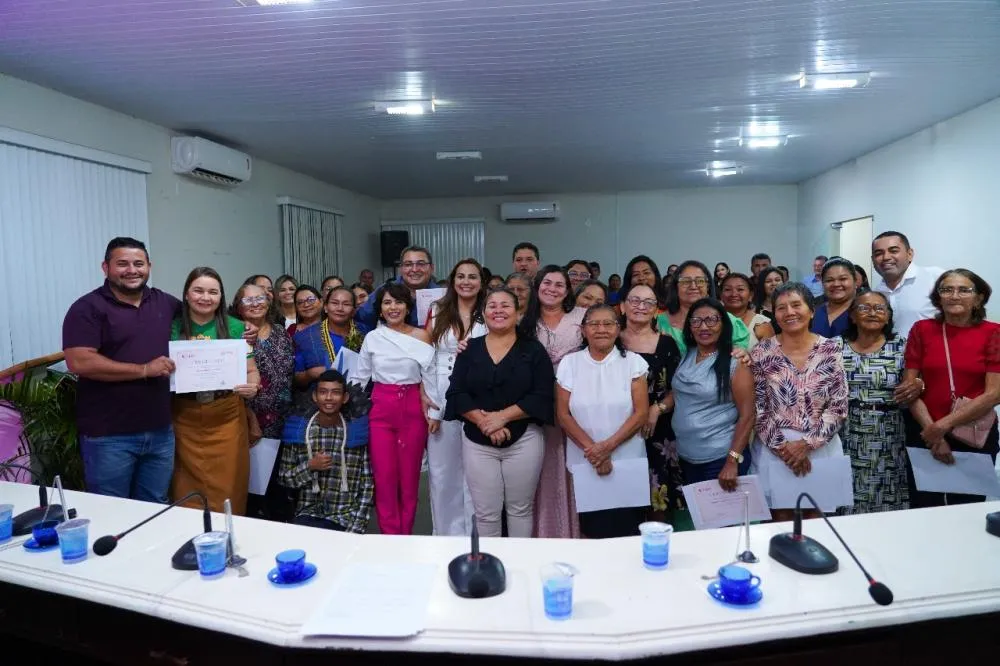 Assembleia Legislativa homenageia 34 mulheres em sessão especial em Normandia