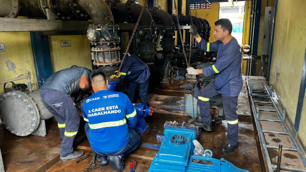 Substituição de conjunto motobomba garante eficiência do sistema de abastecimento de Boa Vista