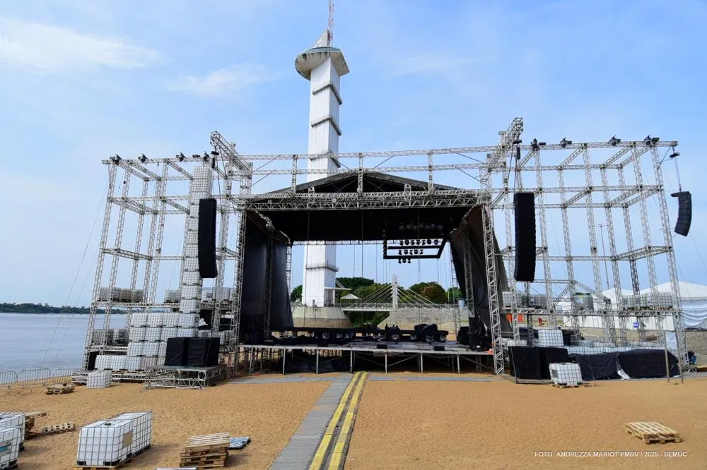Palcos, feiras e muita arte: estrutura do festival no Parque do Rio Branco está quase pronta