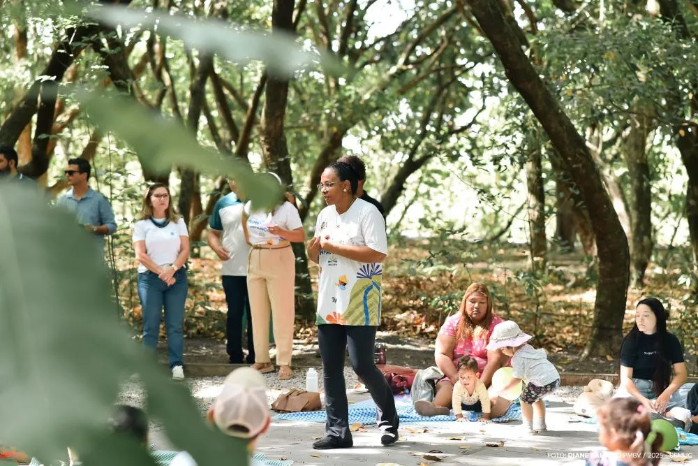 Passeio no Bosque dos Papagaios encerra programação da Semana do Bebê 2025