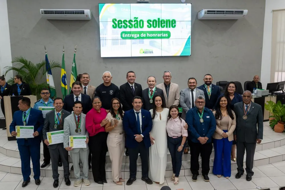 Deputados estaduais são homenageados na Câmara Municipal de Boa Vista