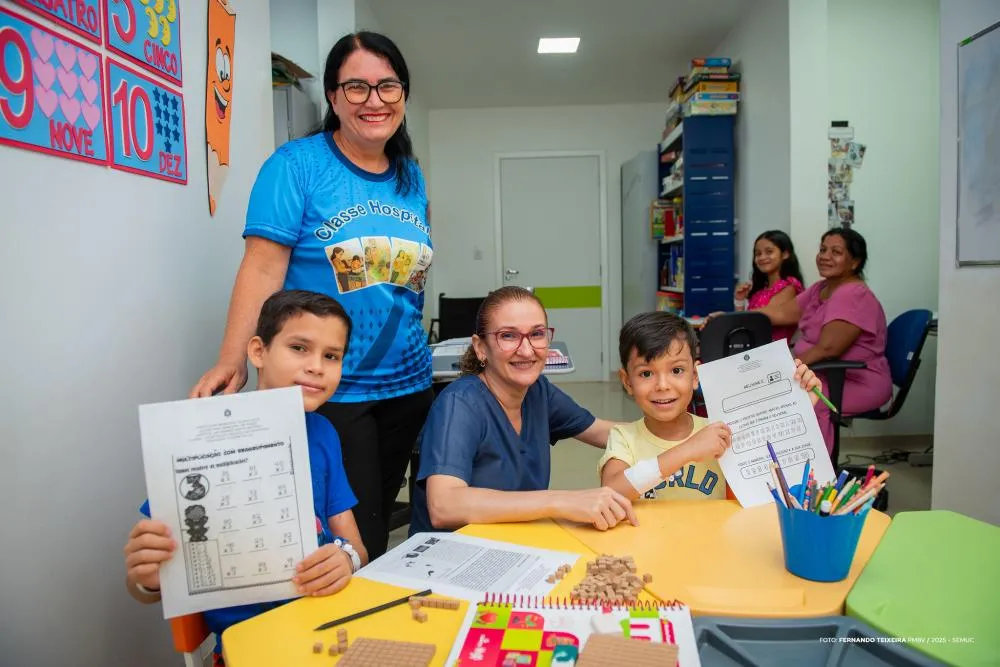 Hospital da Criança mantém rotina escolar de pacientes durante internação