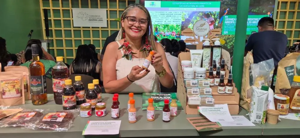 Empreendedora da AME BV expõe produtos feitos com ingredientes da Amazônia na COP 30