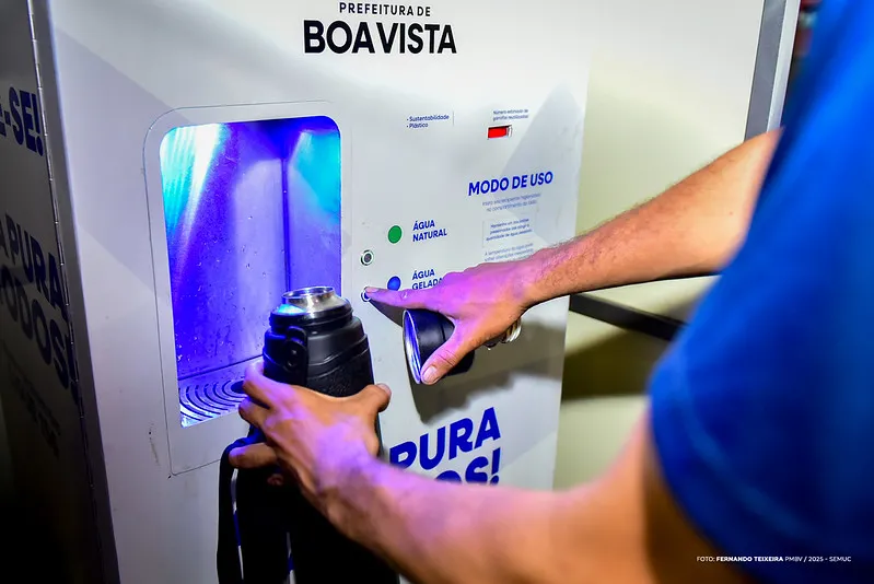 Prefeitura instala nova cabine de hidratação na Praça do Cidade Satélite
