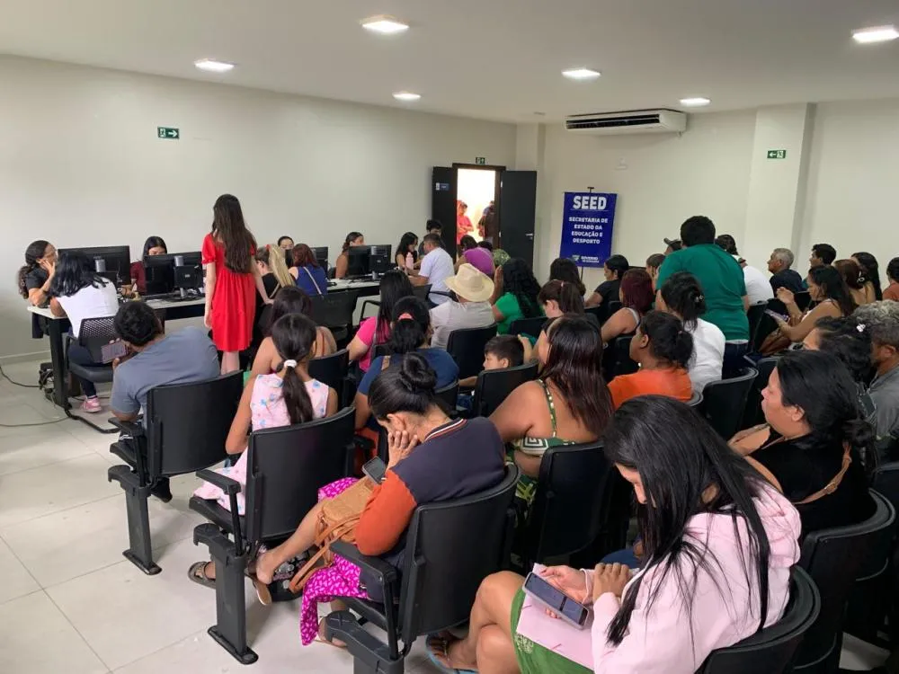 Central de Matrículas inicia atendimentos com quase 5 mil vagas remanescentes na rede estadual