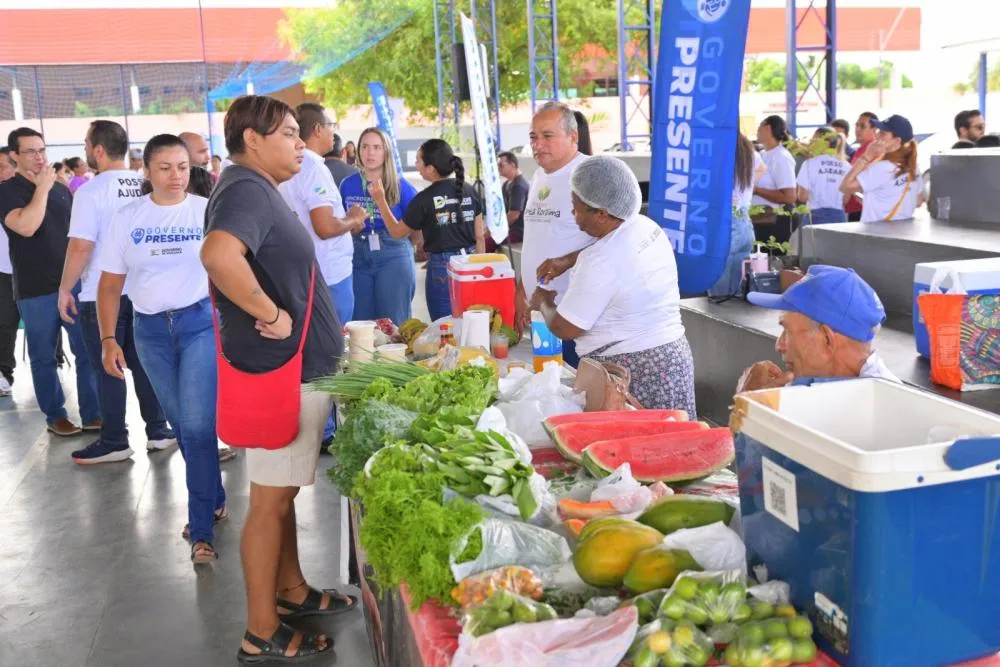 Ação itinerante soma mais de 900 atendimentos no bairro Tancredo Neves neste fim de semana