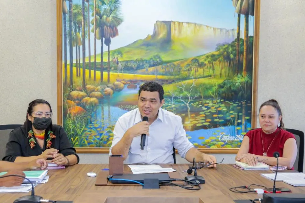 Governo inicia diálogo para aproximar gestão e lideranças indígenas de Roraima