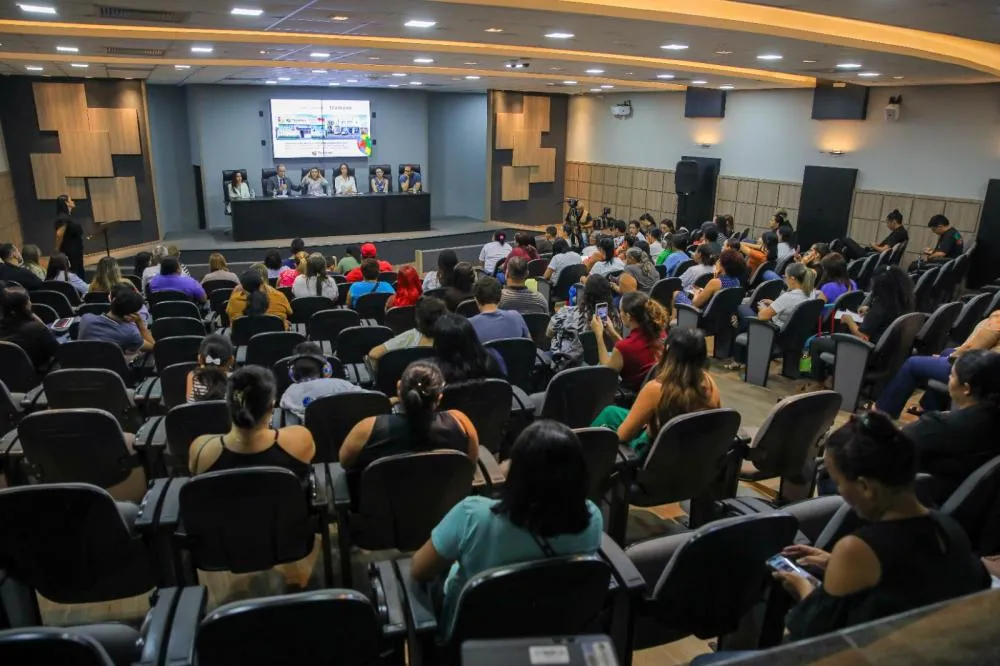 Em reunião com pais, Assembleia garante continuidade do Teamarr e a oferta de novos serviços