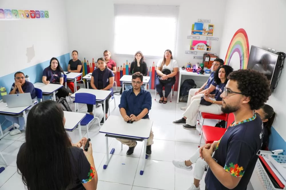 Teamarr promove capacitação sobre autismo para profissionais da educação