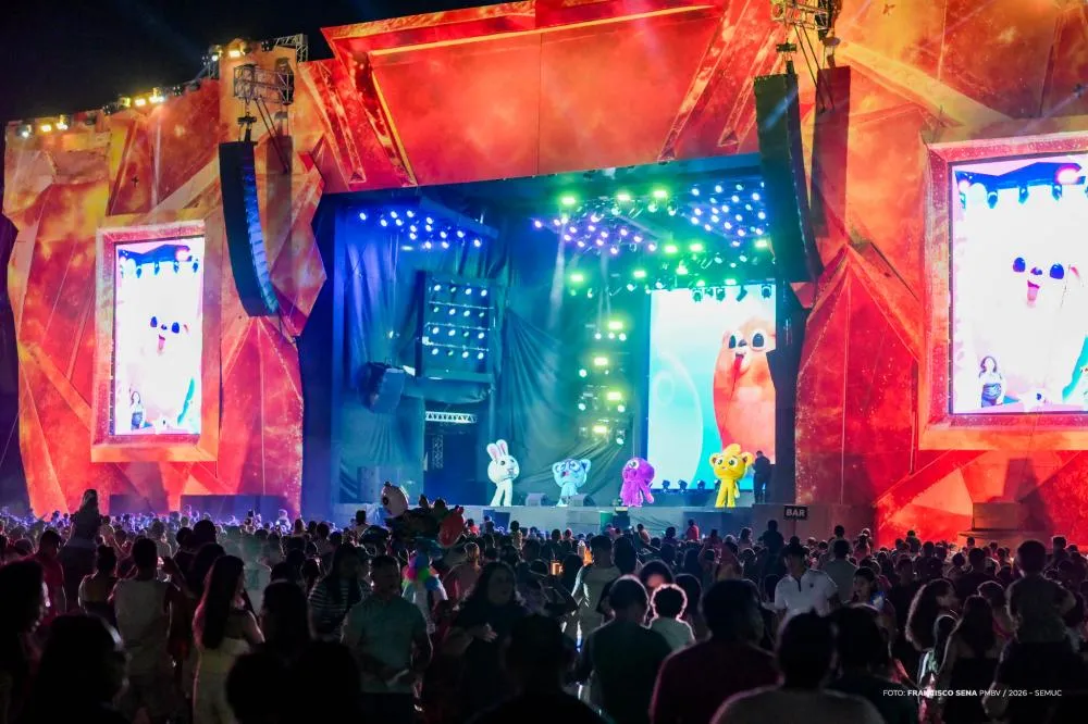 Ao som de grandes hits, Bolofofos encerra programação do maior festival multicultural de Roraima