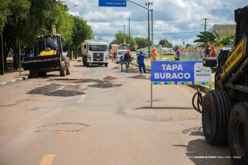 Prefeitura amplia equipes da Operação Tapa Buraco e intensifica recuperação de ruas e avenidas de Boa Vista 