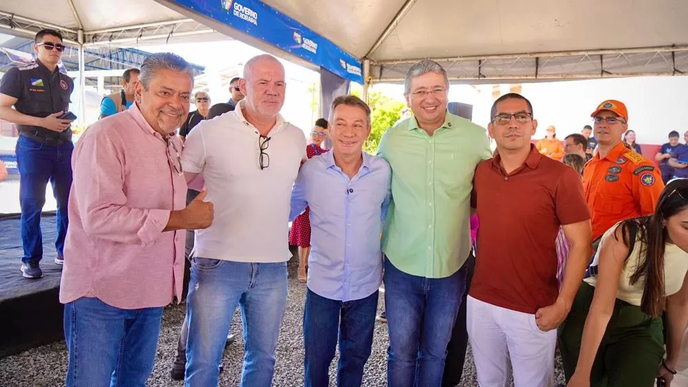 Governo de Roraima inaugura piscina semiolímpica para treinamentos de busca e salvamento