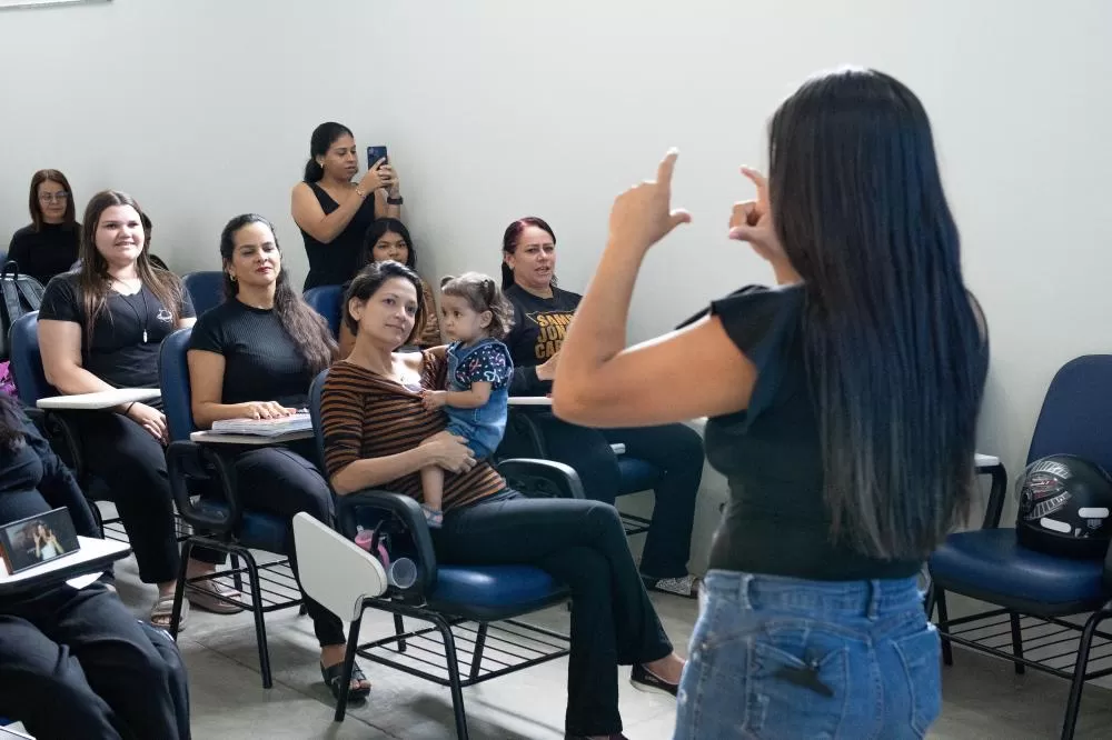 Escolegis oferta 370 vagas para cursos de saúde, estética, culinária na capital e interior de Roraima